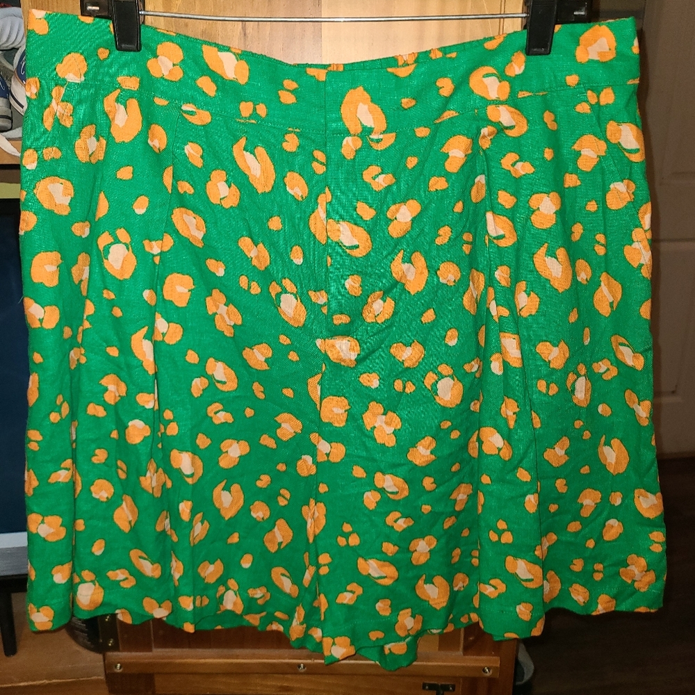 NET Shorts Size Large